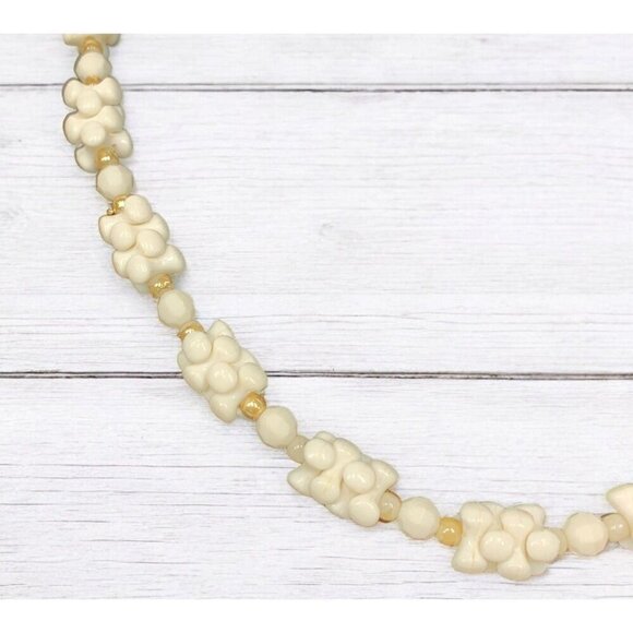 Vintage Faux Pearl Cluster Necklace White Gold Bead 19"L Screw Clasp - Picture 2 of 4